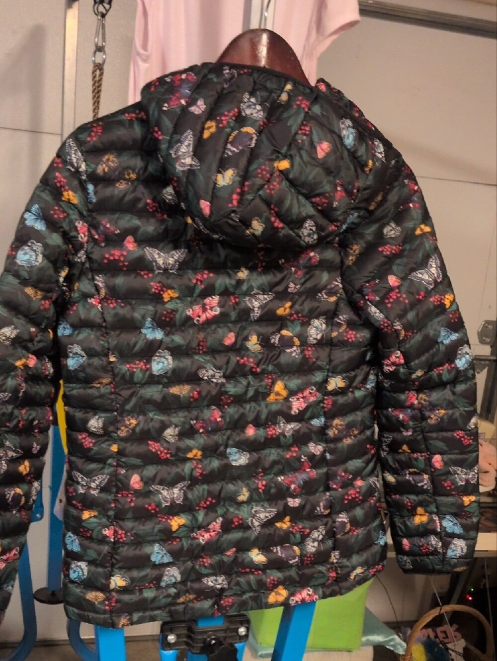 Joules LightweightBlack Butterfly-Print Puffer Jacket Multi-Colored ๐ฆ Water Prf - Picture 3 of 3